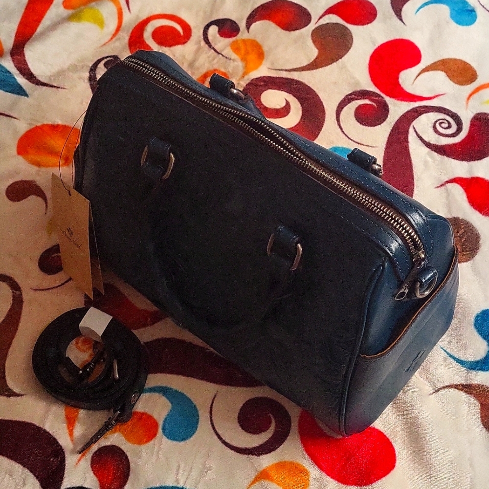 NWT Patricia Nash Skye Satchel P865244